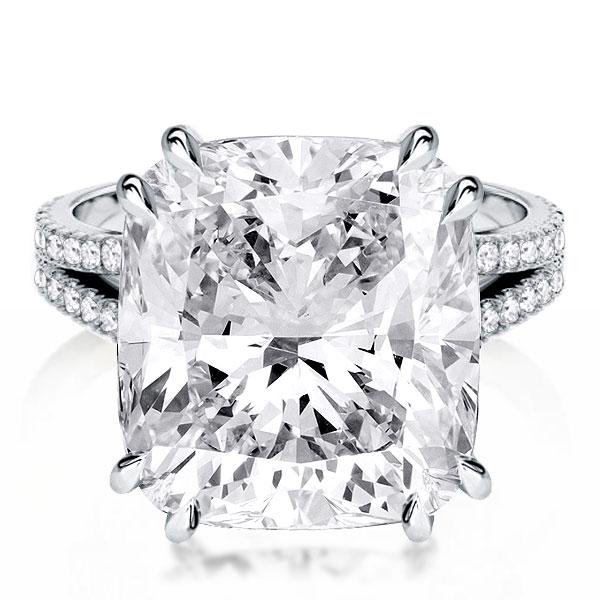 

Double Prong Split Shank Cushion Cut Engagement Ring, White