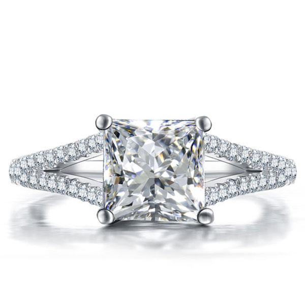 

Princess Split Shank Engagement Ring, White
