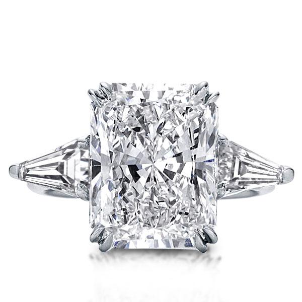 

Double Prong Three Stone Engagement Ring, White