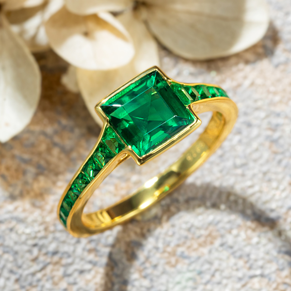 

Asscher Cut Bezel Setting Emerald Engagement Ring, White
