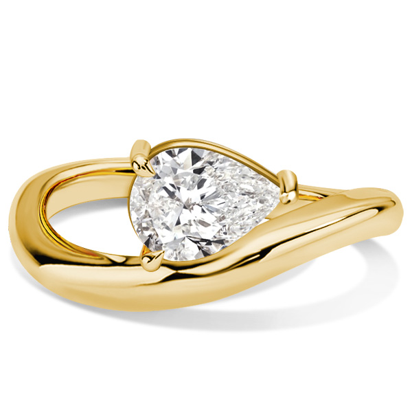 

Italo Pear Cut Solitaire Ring Classic Jackie Ring, White