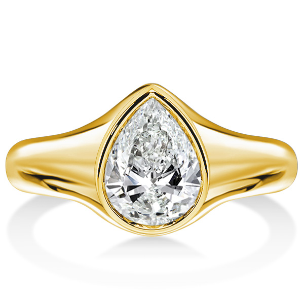 

Italo White Sapphire Pear Cut Solitaire Ring Classic