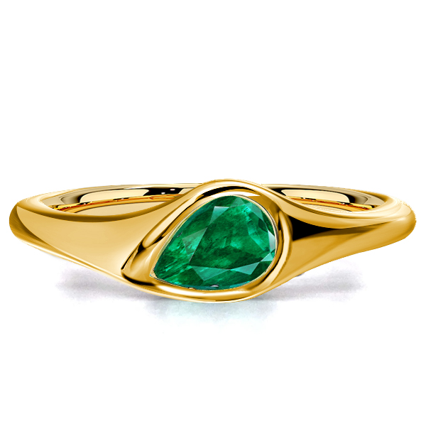 

Italo Emerald Pear Cut Solitaire Ring For Women Classic, White