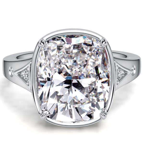 Italo Elongated Antique Cushion Cut Engagement Ring For Women 5.5 Carat Ring