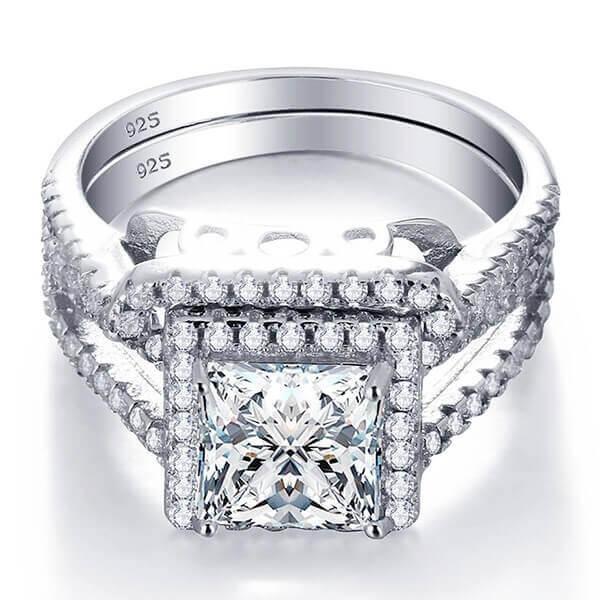 

Italo Split Shank Created white Sapphire Bridal Set
