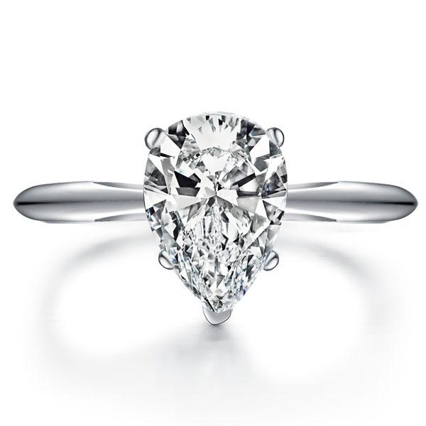 

Italo Solitaire Pear Created White Sapphire Engagement Ring