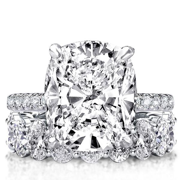 

Italo White Sapphire Engagement Ring Set Cushion Cut Ring Set Travel Engagement Ring Set