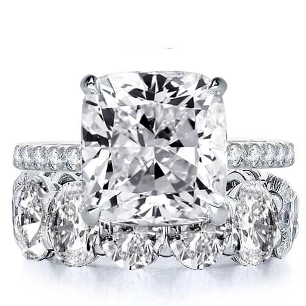 

Italo Classic Cushion Created White Sapphire Bridal Set