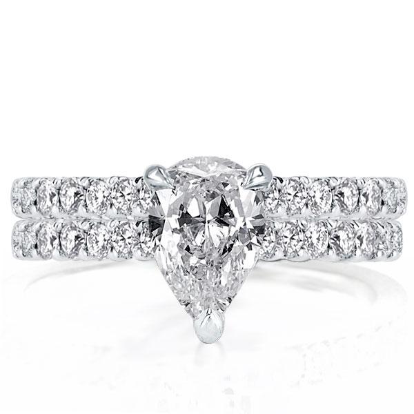 

Classic Pear Created White Sapphire Bridal Set (3.15 CT. TW.)