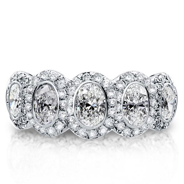 

Italo Halo Oval Created White Sapphire Wedding Band