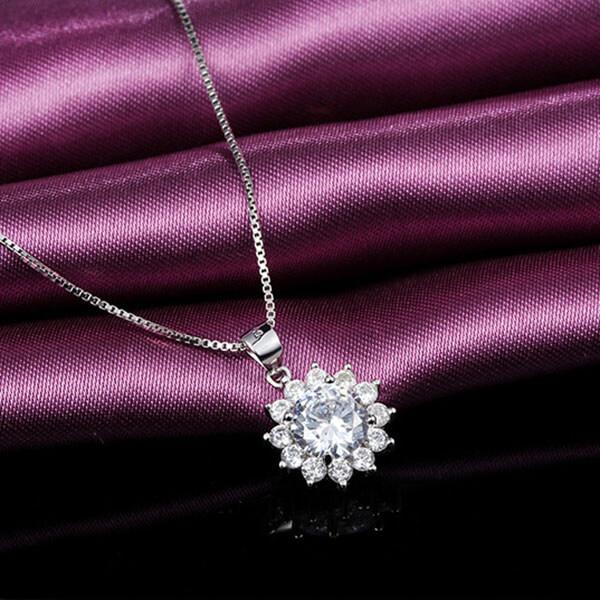 

Italo Halo Pendant Necklace Silver Necklace For Women, White