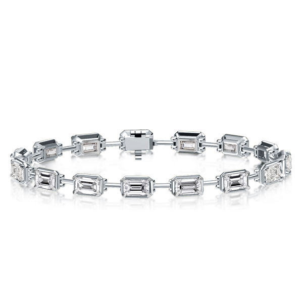 

Italo Bezel Emerald Cut White Sapphire Tennis Bracelet