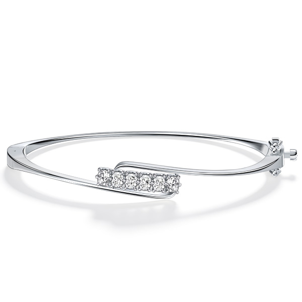 

Italo White Sapphire Cushion Cut Bangle Bracelet For Women