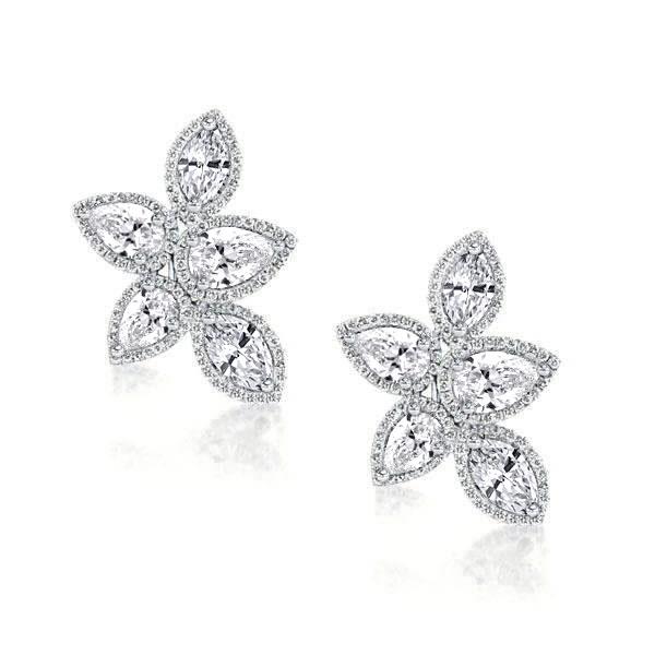 

Design Pear Cut Silver Flower Earrings Studs, White