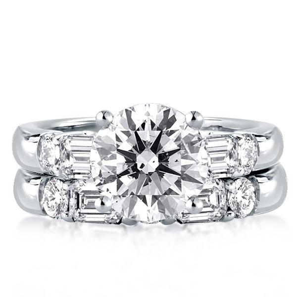 

Classic Five Stone Round & Baguette Bridal Set, White