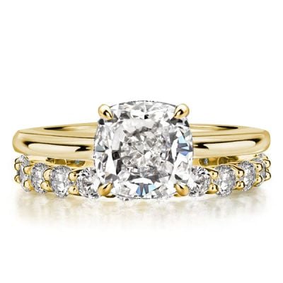 Italo Classic Solitaire Cushion Cut Engagement Rings Sets