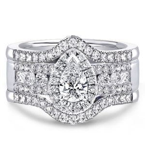 Italo Halo Pear Shaped 3 PC Wedding Sets