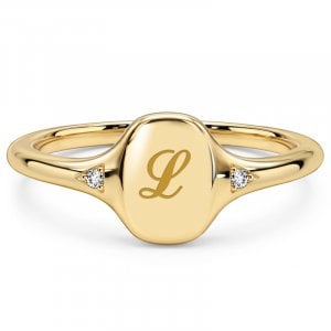 Italo Engraved Skinny Signet Personalized Signet Ring For Women