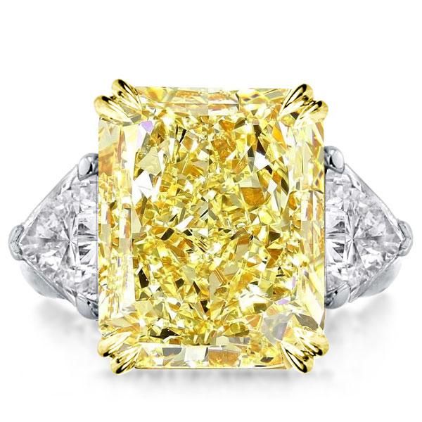 $115.95 (reg $150) Italo Jewelry Double Prong Three Stone Yellow Radiant Cut Engagement Ring