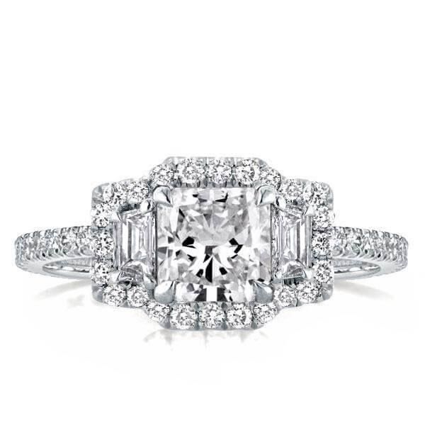 Princess Cut Halo Engagement Rings