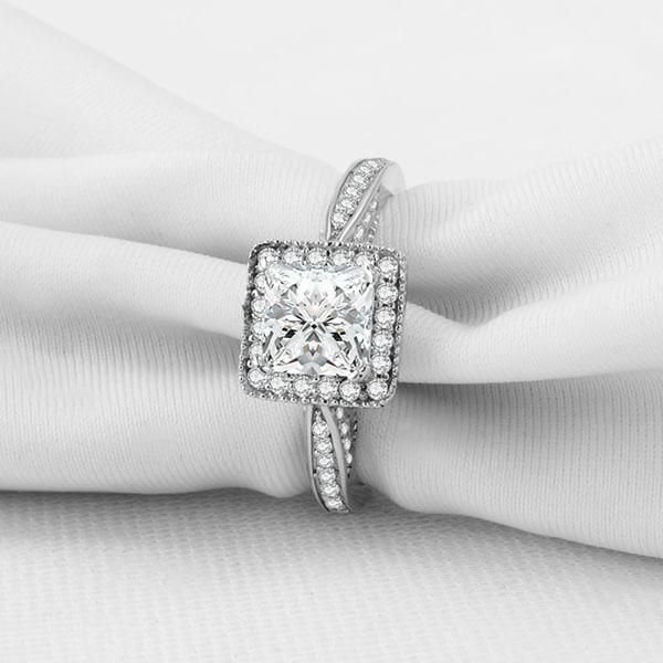 Vintage Women's Engagement Rings