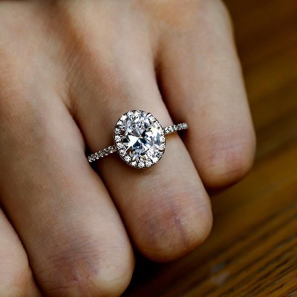 Oval Halo Engagement Ring