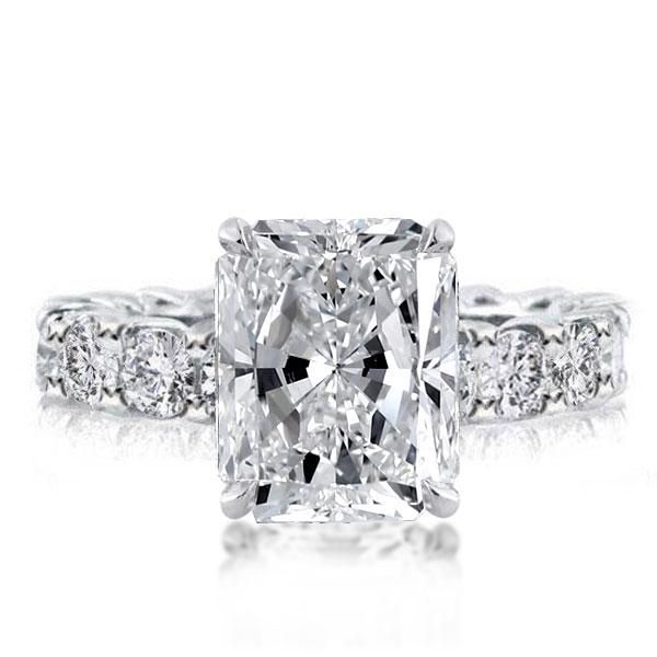 Best Store to Buy Engagement Rings