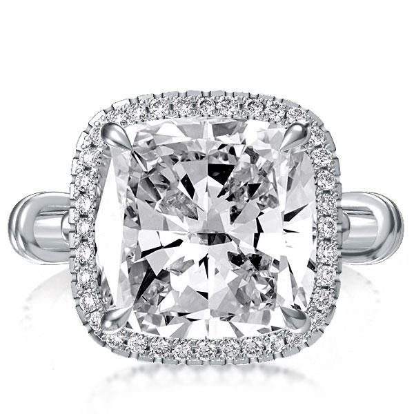 Cushion Cut Halo Engagement Rings