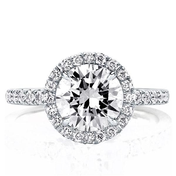 Round Halo Engagement Rings