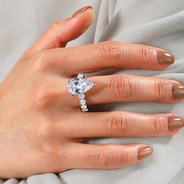Where to Buy Sapphire Engagement Rings