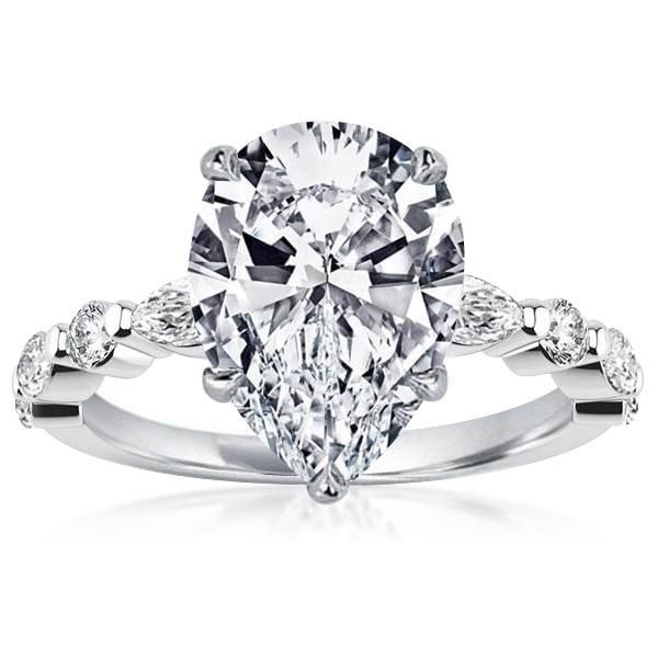 Pear Cut Engagement Rings