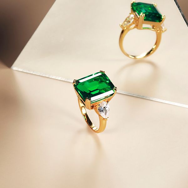 Emerald Shaped Engagement Ring