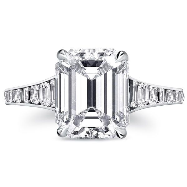 Classic Emerald Cut Engagement Ring丨Italojewelry