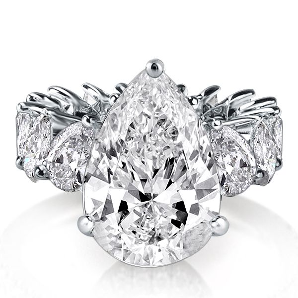 pear-shaped engagement rings