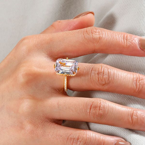 How to Buy Engagement Rings
