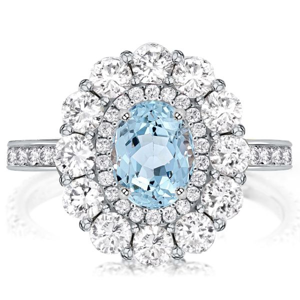 Halo Oval Engagement Rings