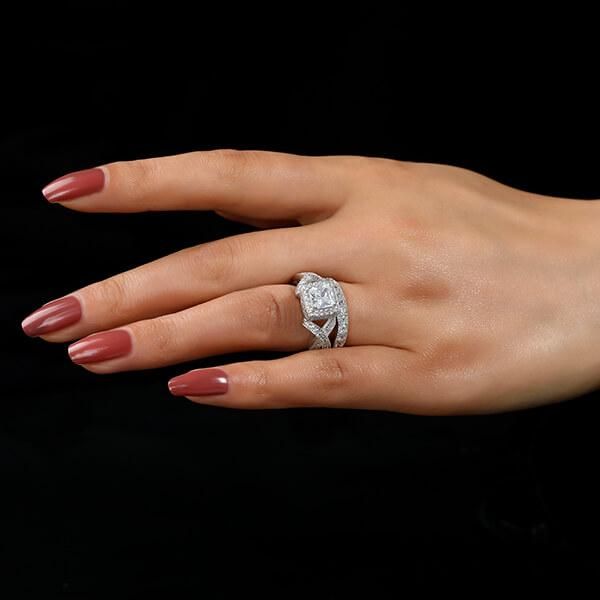 Halo princess cut engagement rings