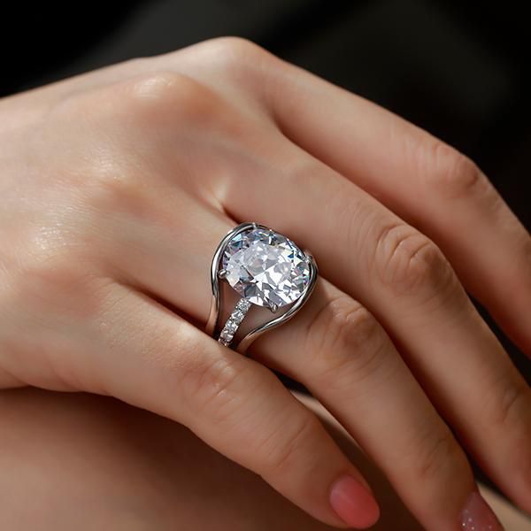 Interlocking on sale engagement rings