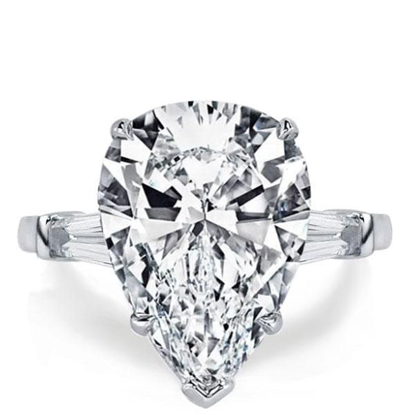 Pear Cut Engagement Rings