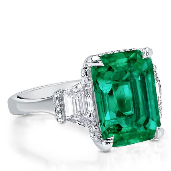 Emerald Cut Emerald Ring