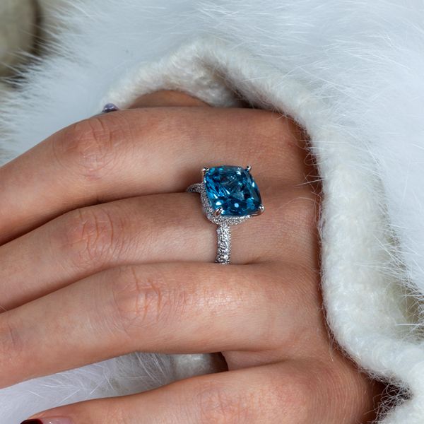 Blue engagement rings meaning deals