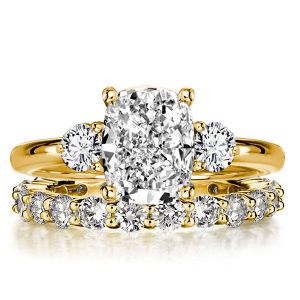Italo Golden Three Stone Cushion Cut Engagement Ring Sets For Women