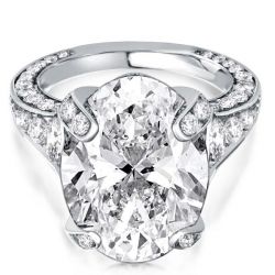 Oval Cut Engagement Rings