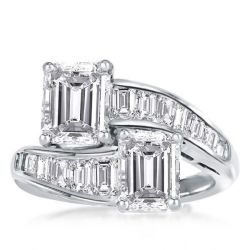 Engagement Ring Emerald