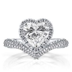 V-Design Halo Heart Cut Engagement Ring