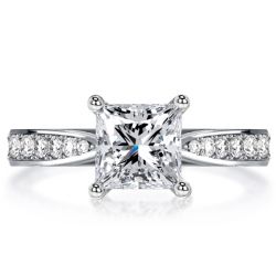 Italo Classic Princess Cut Solitaire Engagement Ring