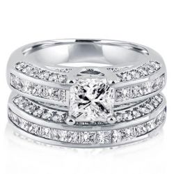 Princess Cut Diamond Engagement Ring Set