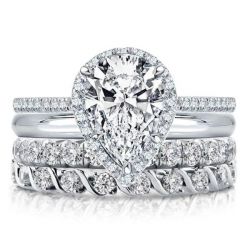 Pear Shaped Diamond Wedding Set