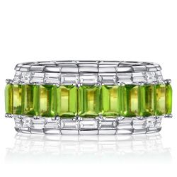 Italo Baguette Cut Peridot Eternity Band In Sterling Silver