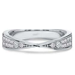 Italo Twisted Round Cut White Sapphire Crossover Wedding Band